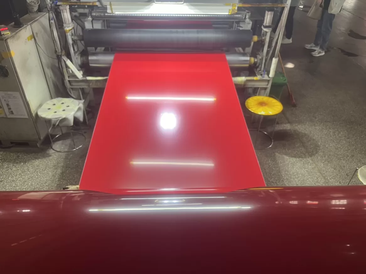 Red Color Aluminum Coil