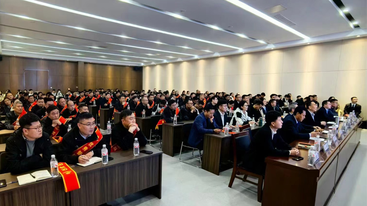 Jinhu Color Aluminum Group Successfully Holds the 2023 Financial Year Summary and Commendation Conference